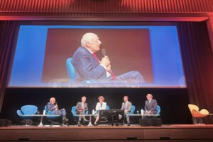 Table ronde aux Assises Nationales des EHPAD à Paris : anticiper le mur démographique et réinventer l’EHPAD.