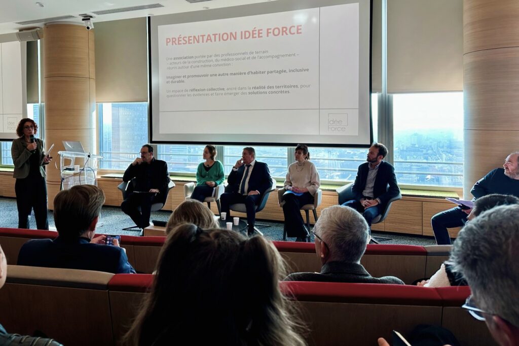 Conférence Idée Force à Lyon : maire, acteurs médico-sociaux et experts immobiliers échangent sur la stratégie patrimoniale, la rénovation des bâtiments et l’adaptation des lieux de vie pour les publics fragiles.