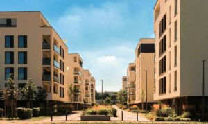 Immeuble neuf de logements locatifs concerné par le statut du bailleur privé et l’investissement locatif en 2026.